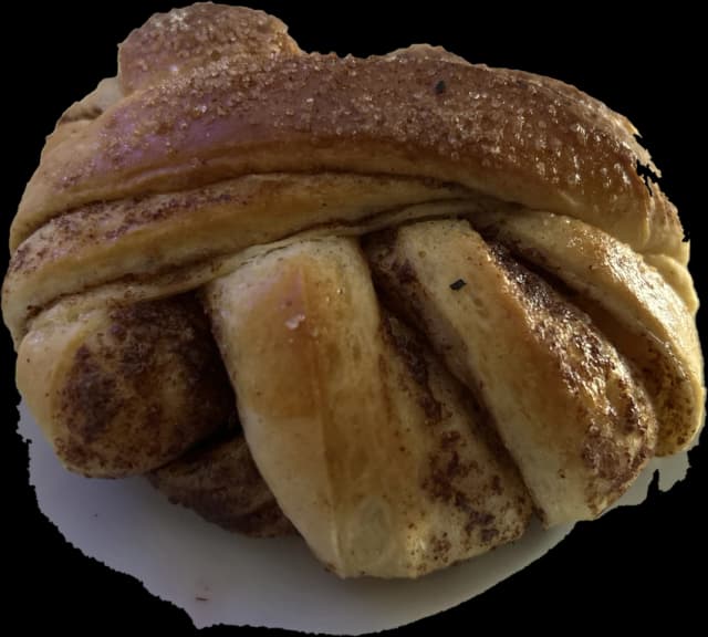 Rykende fersk kanelbolle fra Bear House
